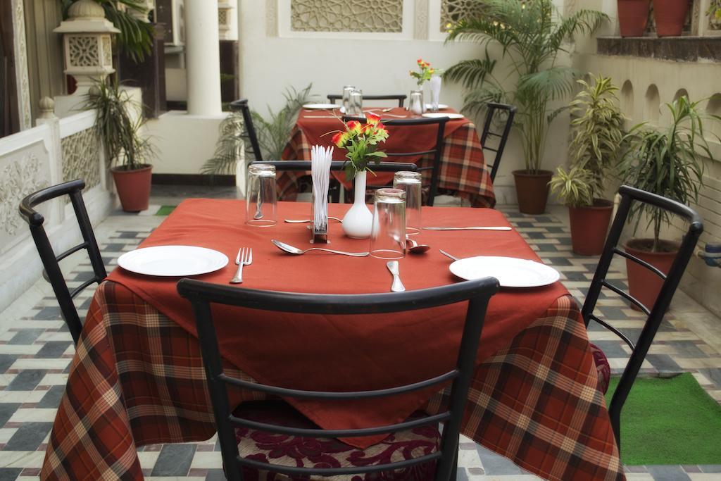 Nahargarh Haveli Hotel Jaipur Bagian luar foto